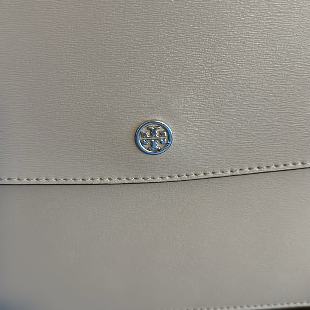 Tory Burch leather shoulder bag - Picture 8 of 9